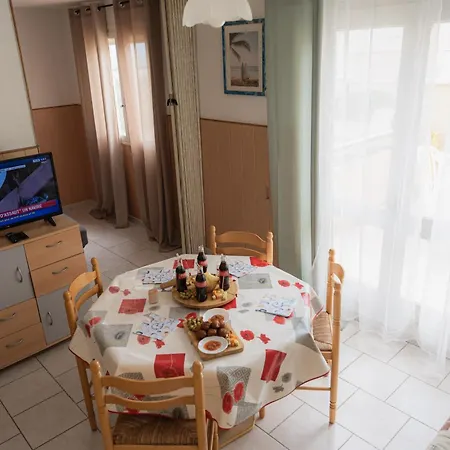 La Perle Marine - Vue - Acces Direct - Place De Parking - Climatisation - Wifi *